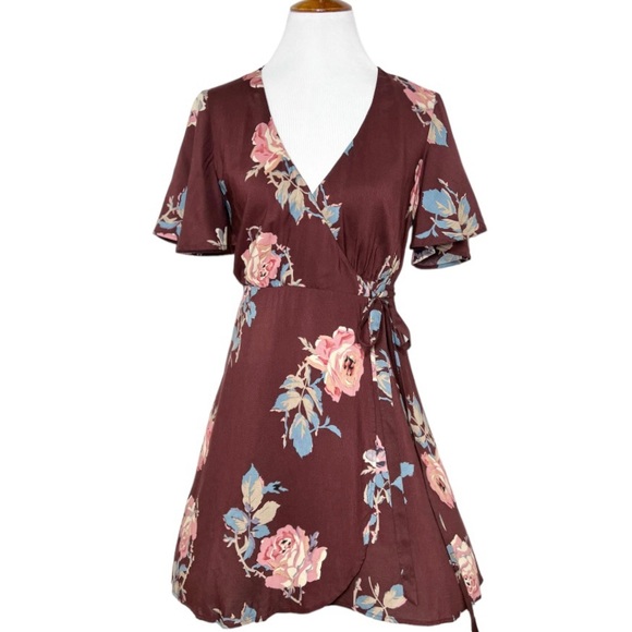 Show Me Your Mumu Floral Burgundy Brown Short Sleeve Mini Tie Waist Wrap Dress S - Picture 2 of 13
